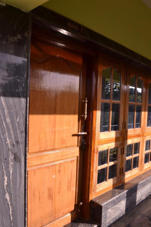 Yuga Guest House Kuttalam  Exterior photo