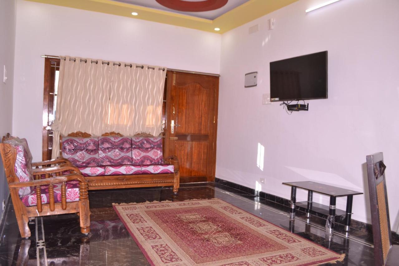 Yuga Guest House Kuttalam  Exterior photo